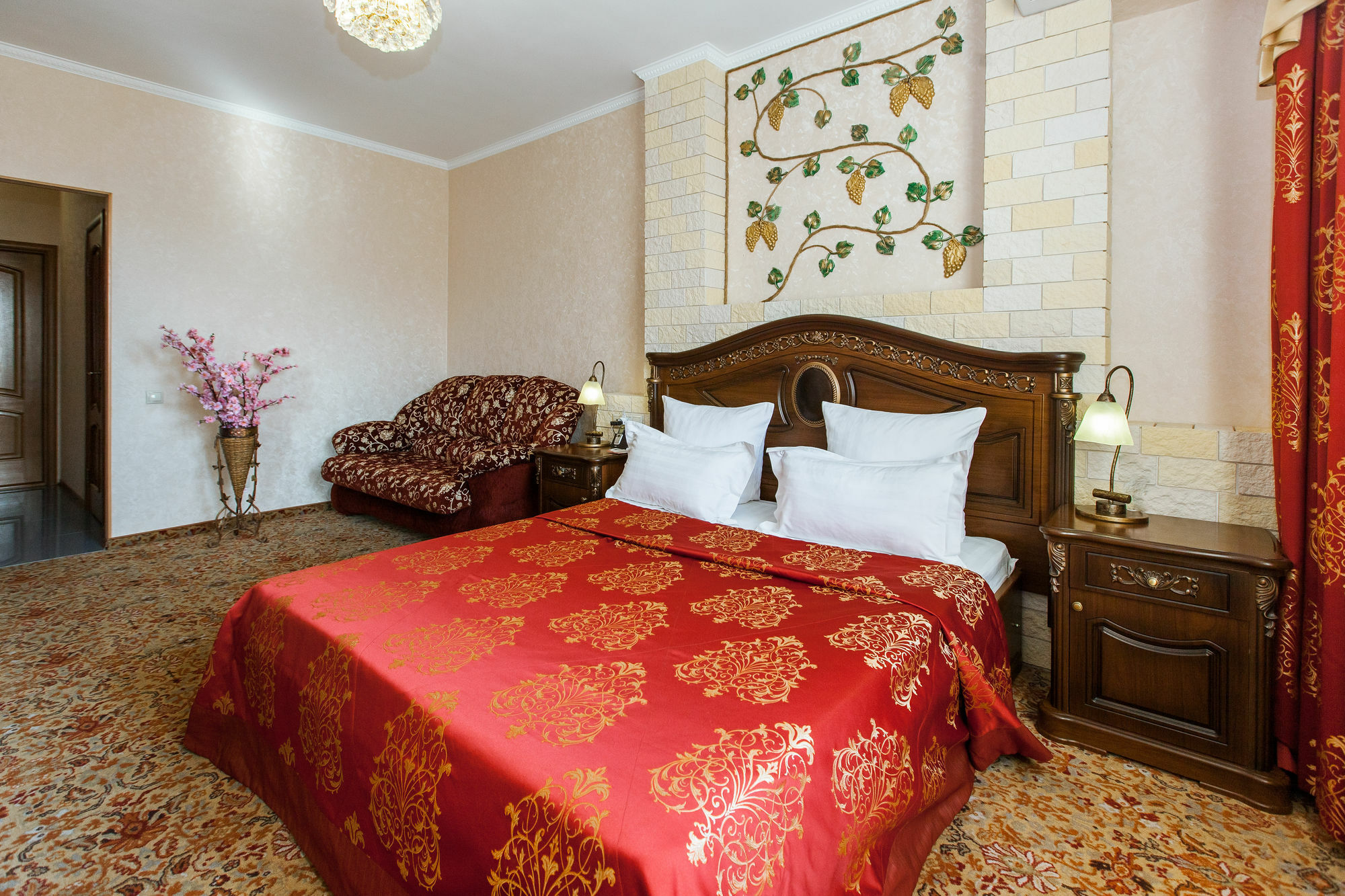 Grand Hotel Uyut Krasnodar Eksteriør bilde